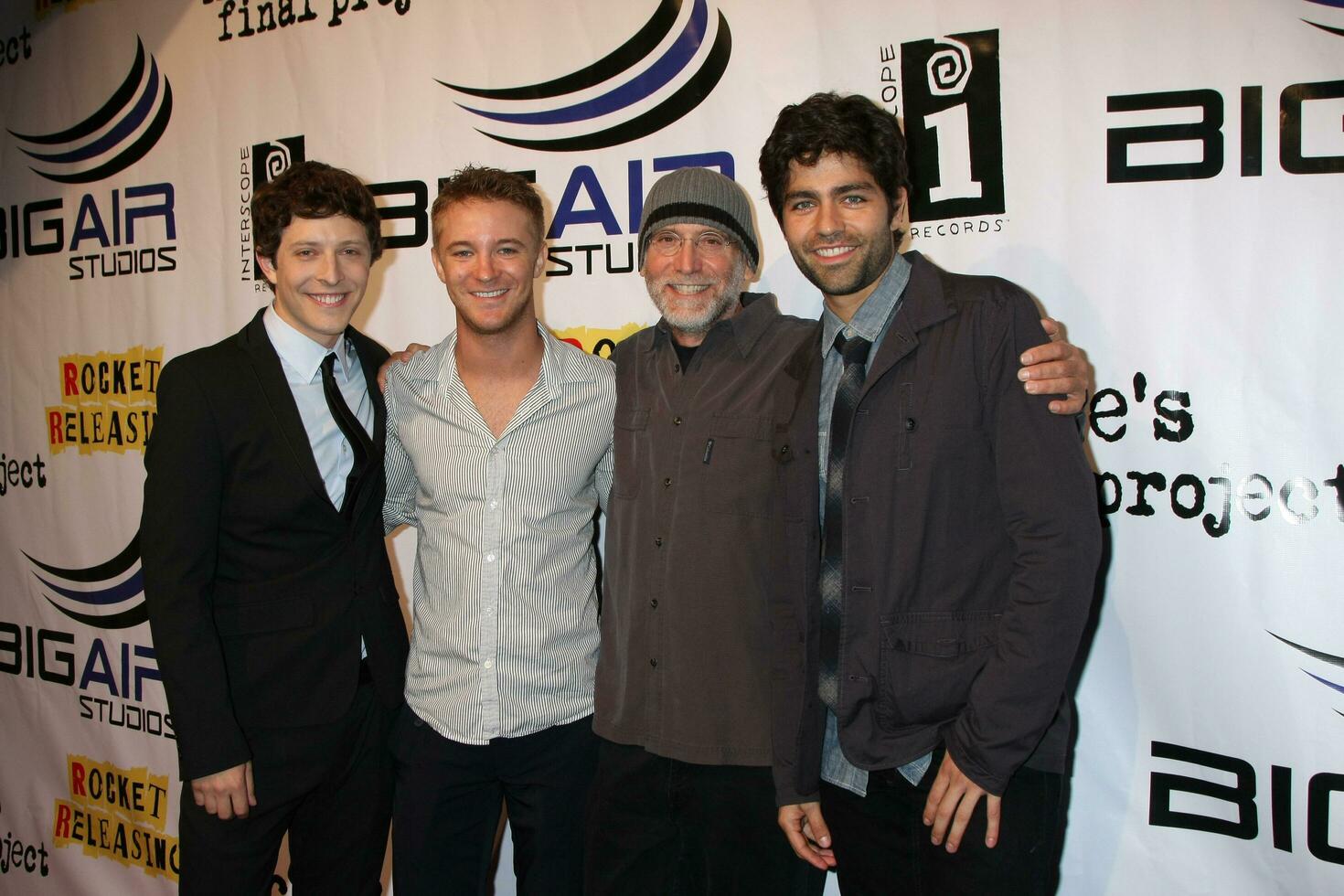 Gabriel söndag, michael Welch, David lä- mjölnare, adrian grenier foto