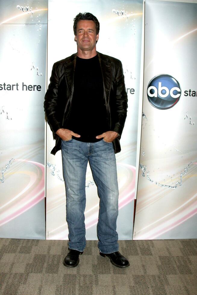 David James elliott på de disney ABC tv grupp sommar Tryck fest på de ABC kontor i burbank ca på Maj 29 2009 foto