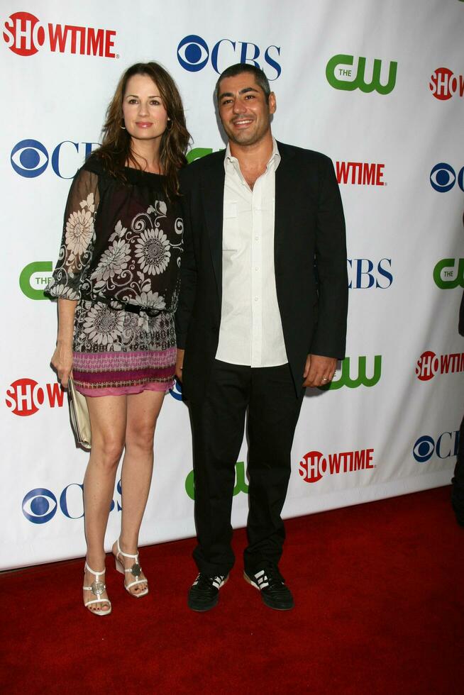 paula marshall danny nucci anländer på de cbs tca sommar 08 fest på boulevard 3 i los angeles ca på juli 18 2008 2008 kathy hutchins hutchins Foto