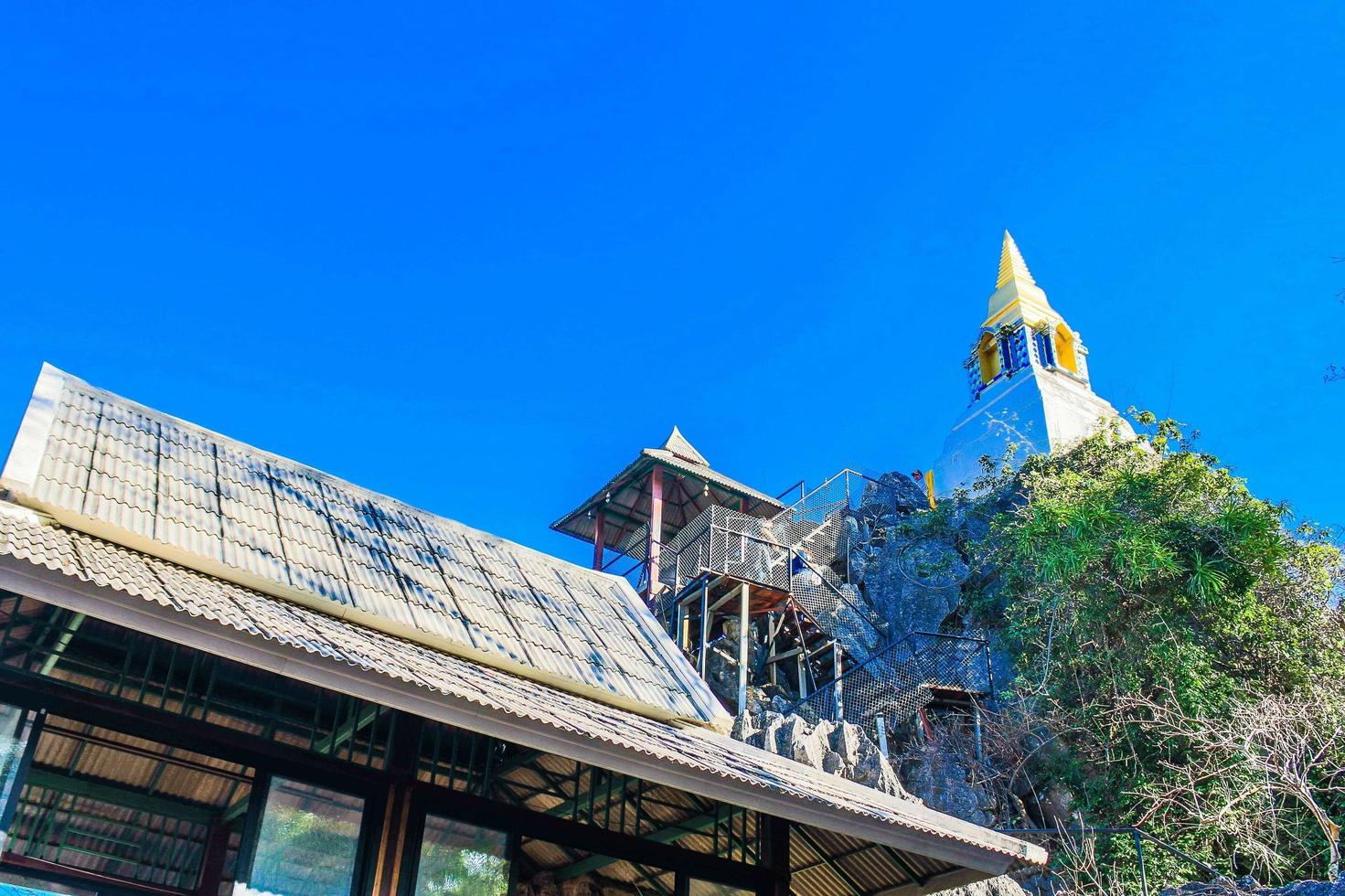 wat chalermprakiat prajomklao rachanusorn tempel vid lampang, thailand foto