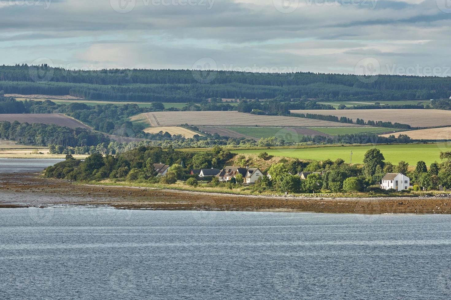marinmålning och landskap av Invergordon i Skottland Storbritannien foto