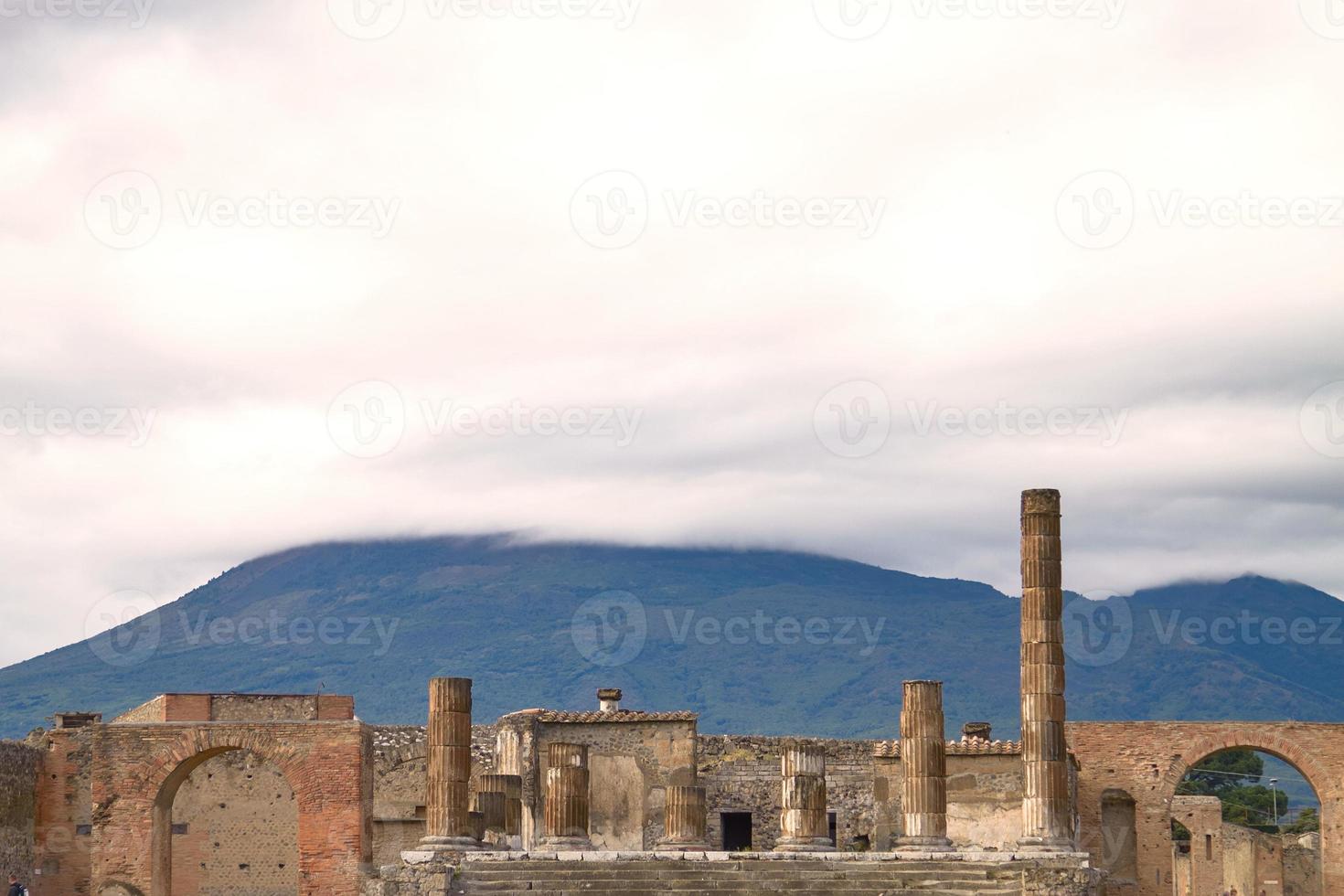 ruiner och rester av staden Pompeii Italien foto