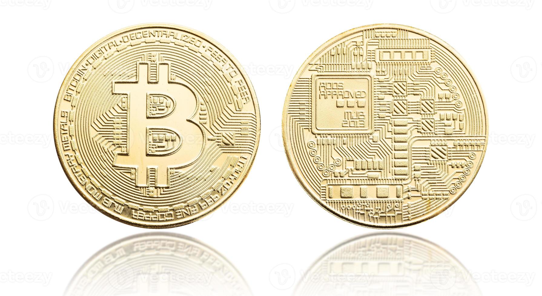 bitcoin mynt isolerad på vit bakgrund foto