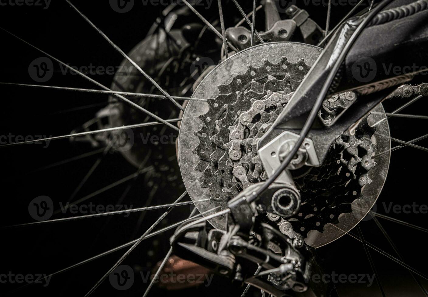 cykel tillbaka hjul med kugghjul och kedja. foto