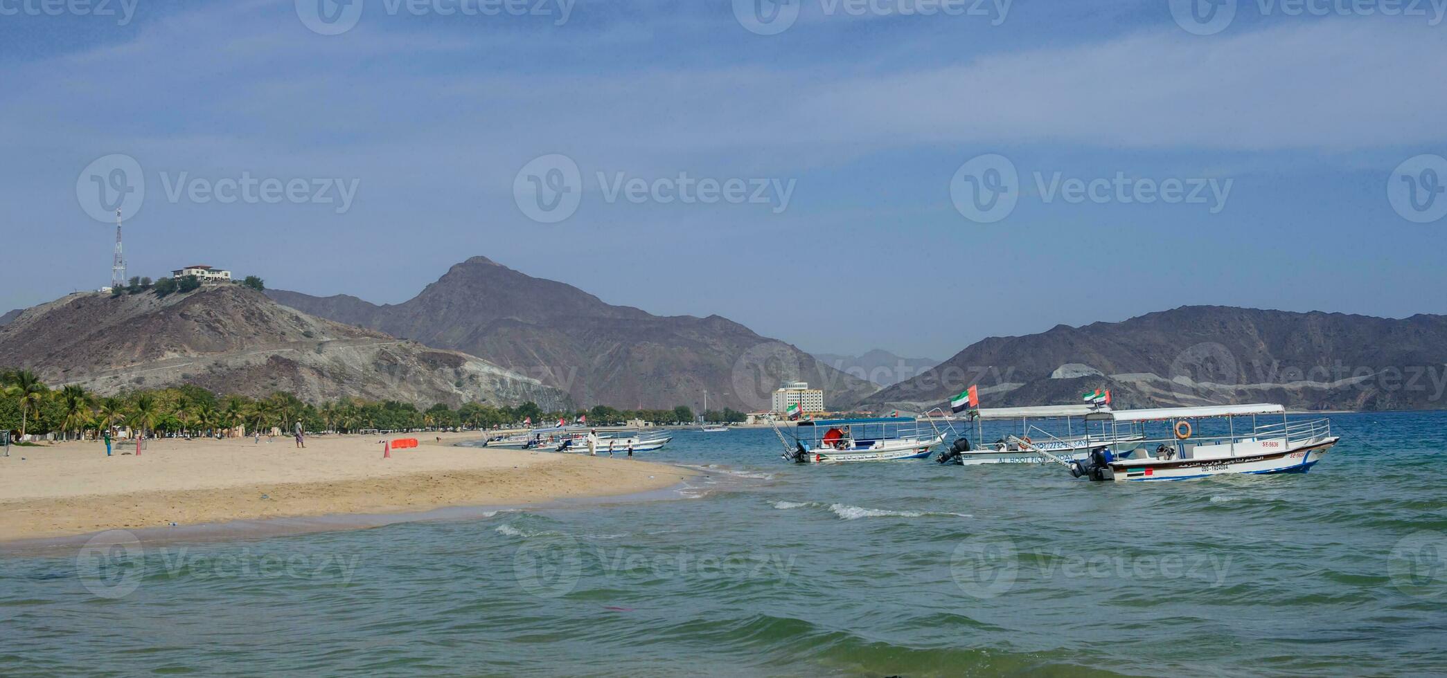 jureirah,uae.coast av indisk hav område. foto