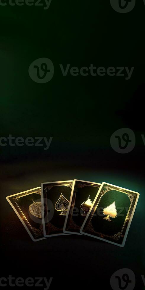 skinande poker eller spelar kort i gyllene och grön Färg. begrepp av hasardspel och kasino spel. generativ ai. foto