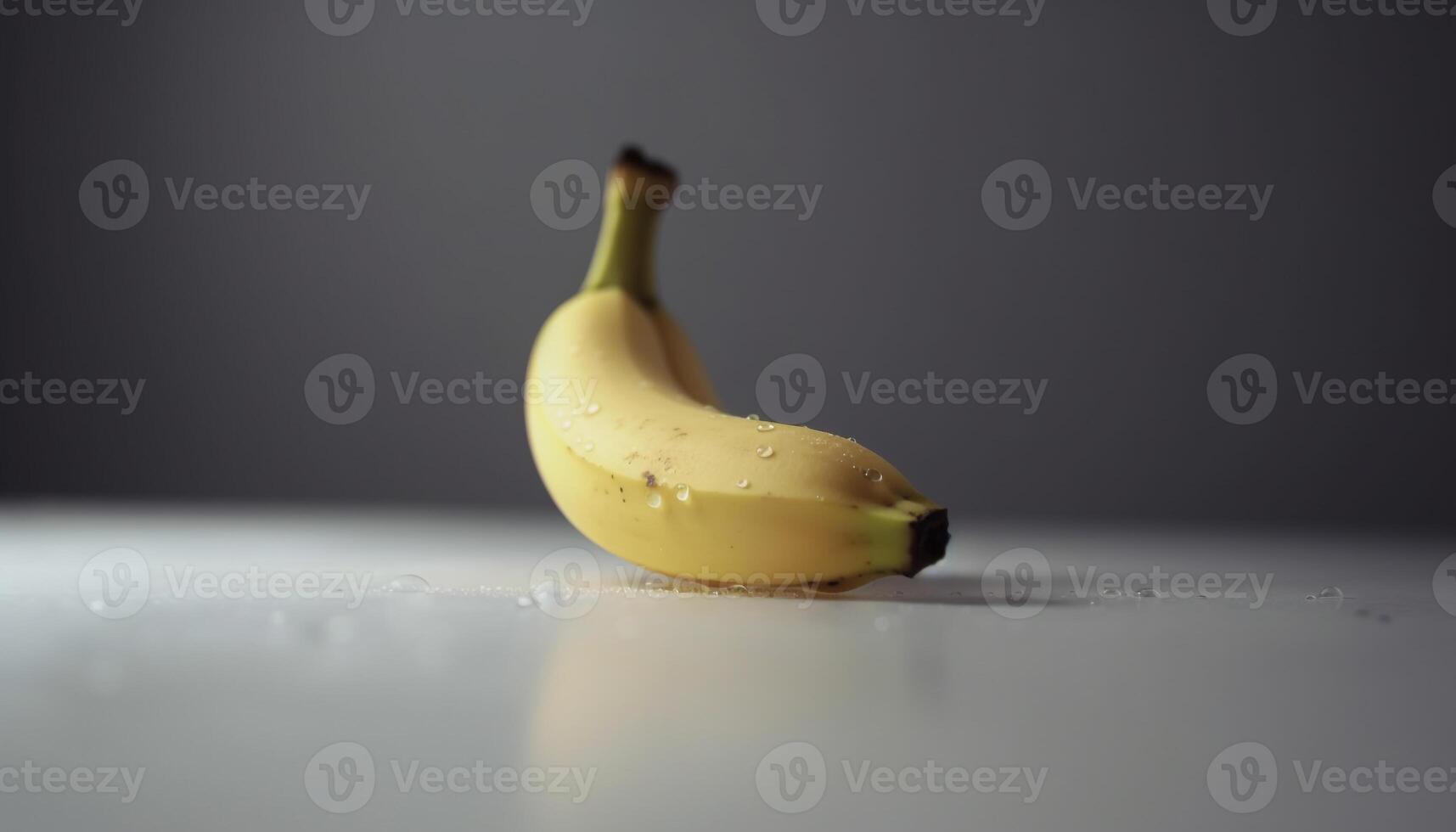 saftig, mogen banan en friska mellanmål för vegetarian dieter genererad förbi ai foto