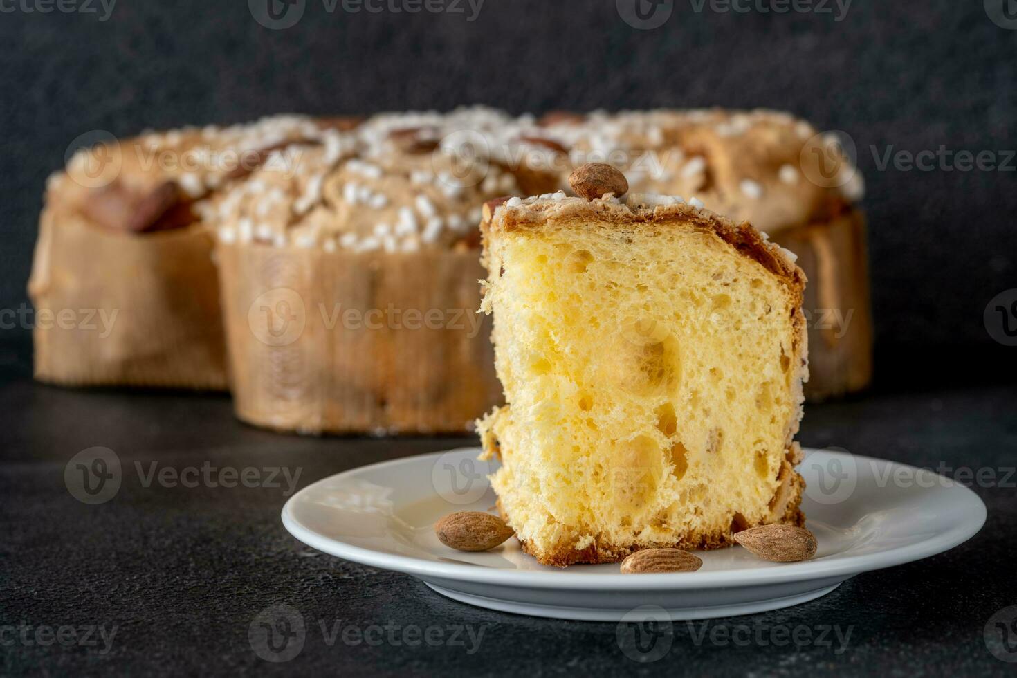 colomba di pasqua foto