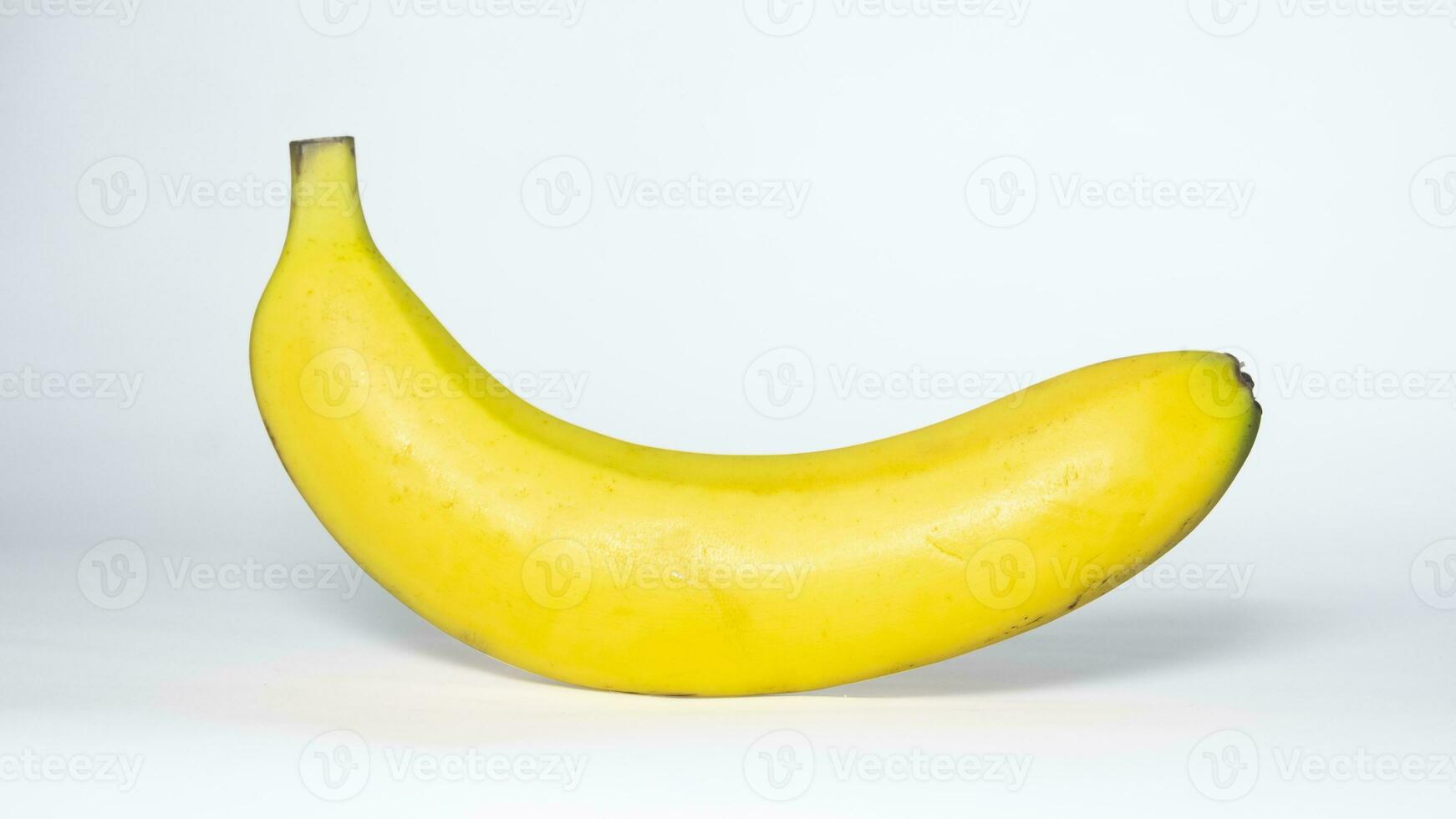 banan isolerad på vit bakgrund foto