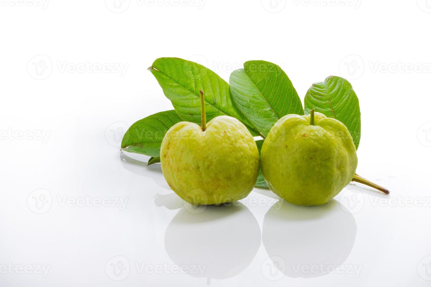 guava på vit akryl foto