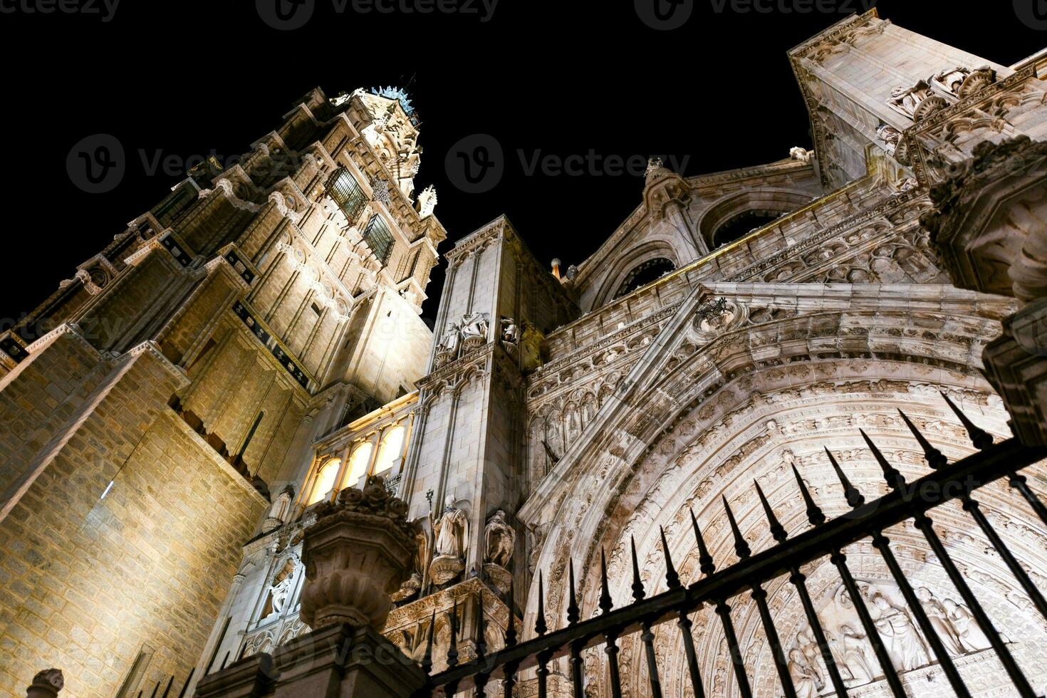 de primat katedral av helgon mary - toledo, Spanien foto