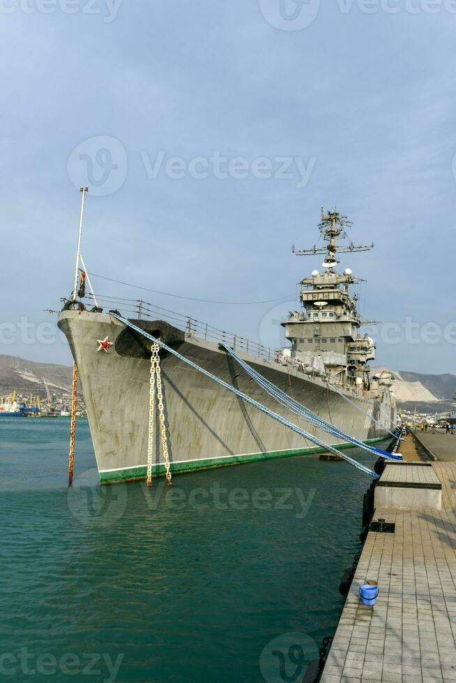 kryssare mikhail kutuzov - novorossiysk, ryssland foto