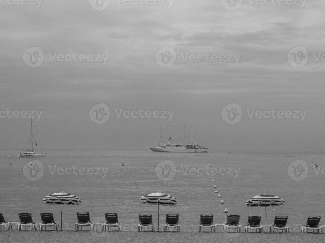 cannes vid Medelhavet foto