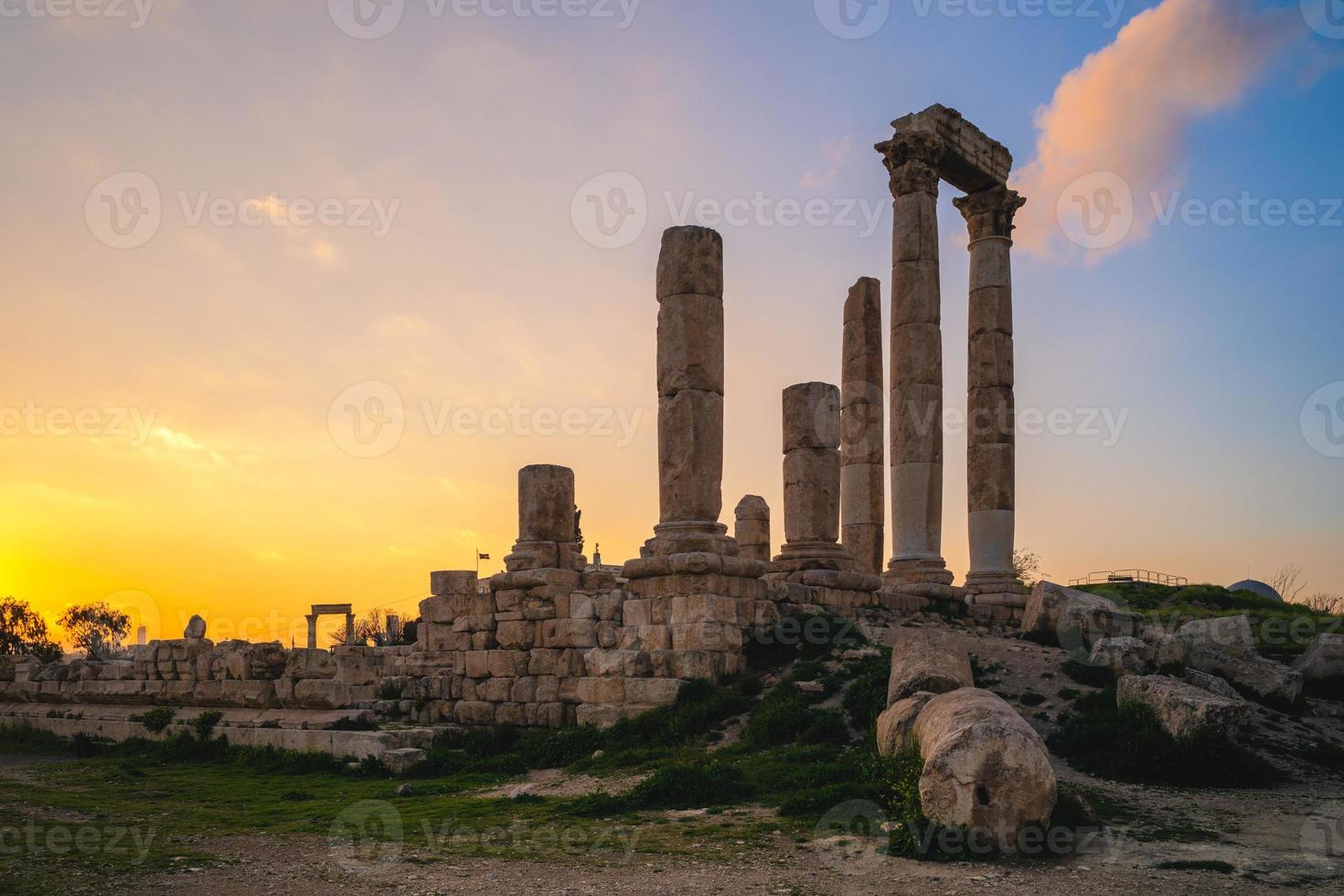 Hercules tempel på Amman citadellet i Jordanien foto