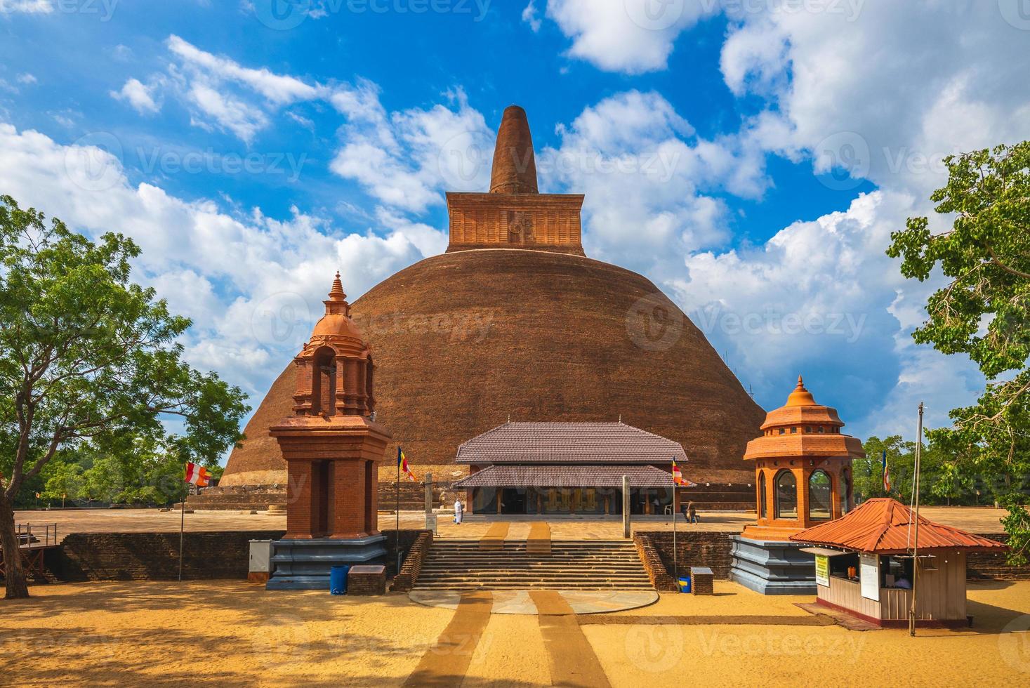 abhayagiri dagoba i anuradhapura sri lanka foto