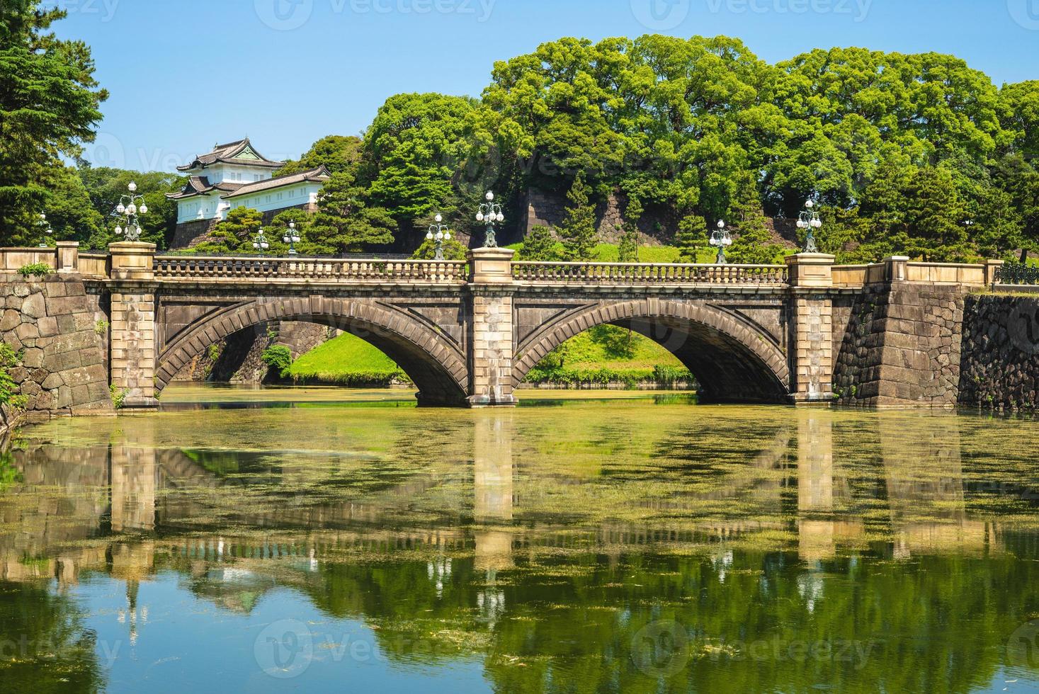 seimon ishibashi-bron i det kejserliga palatset i Tokyo foto