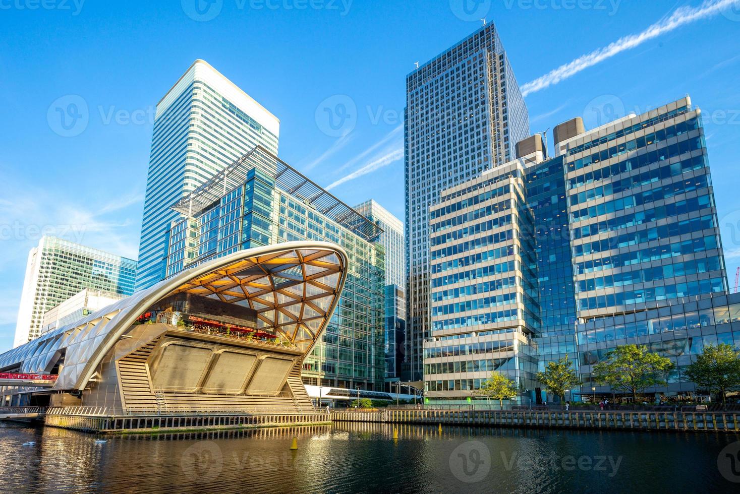 canary wharf på ön hundar i london, Storbritannien foto