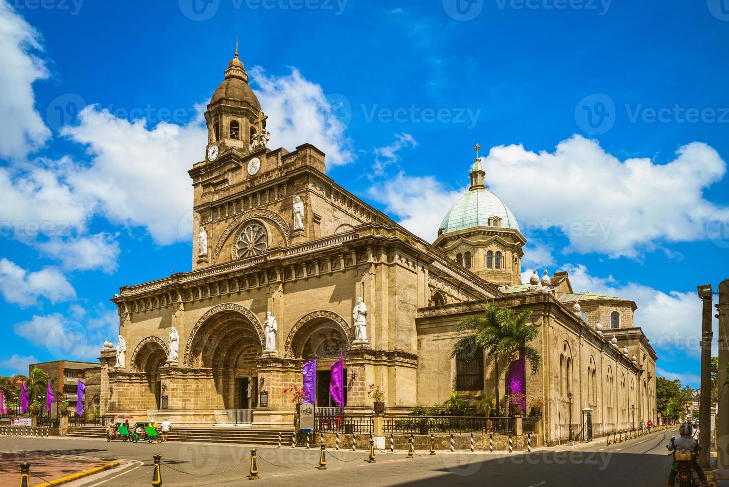 manilakatedralen i intramuros, manila, filippinerna foto