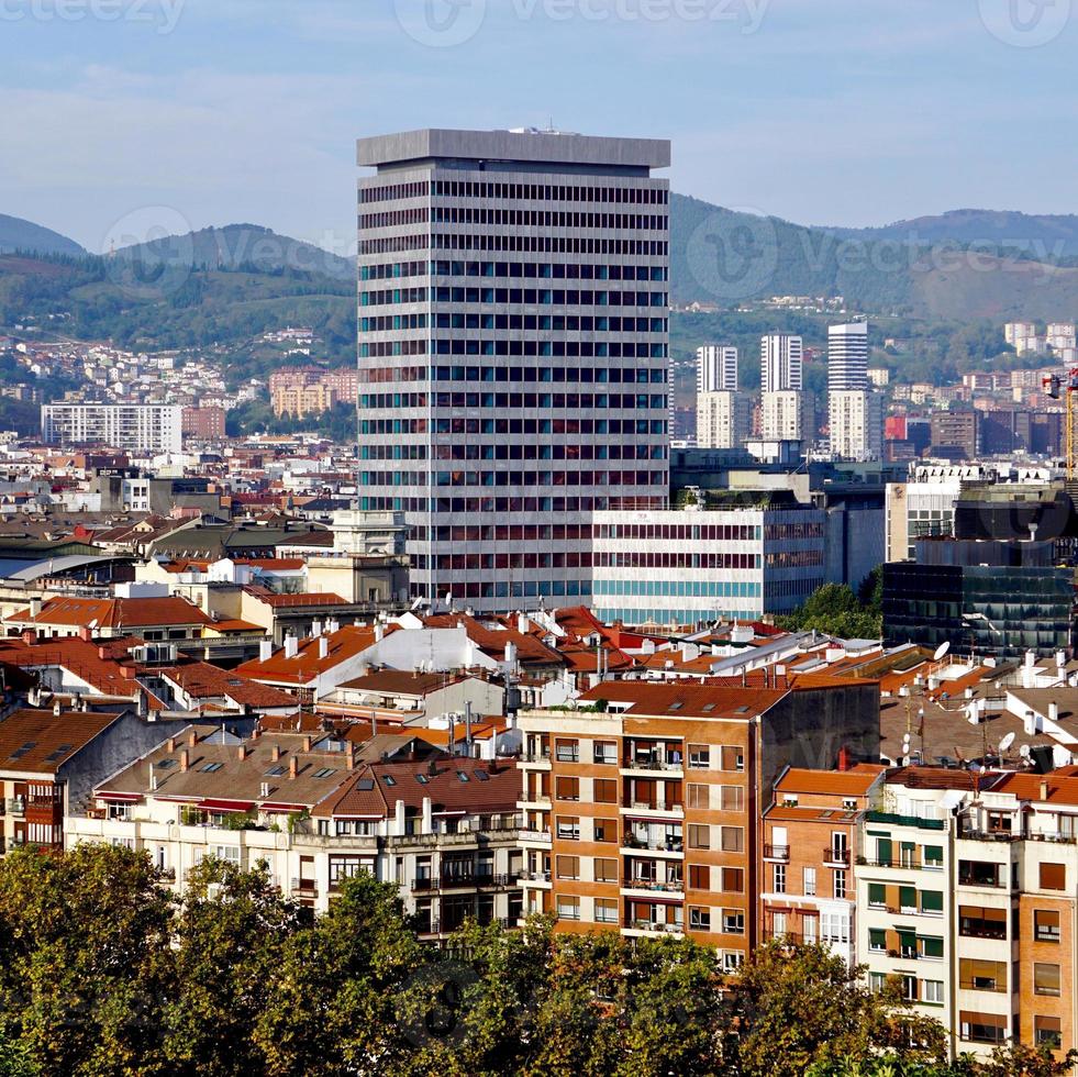stadsbilden i bilbao city spanien foto
