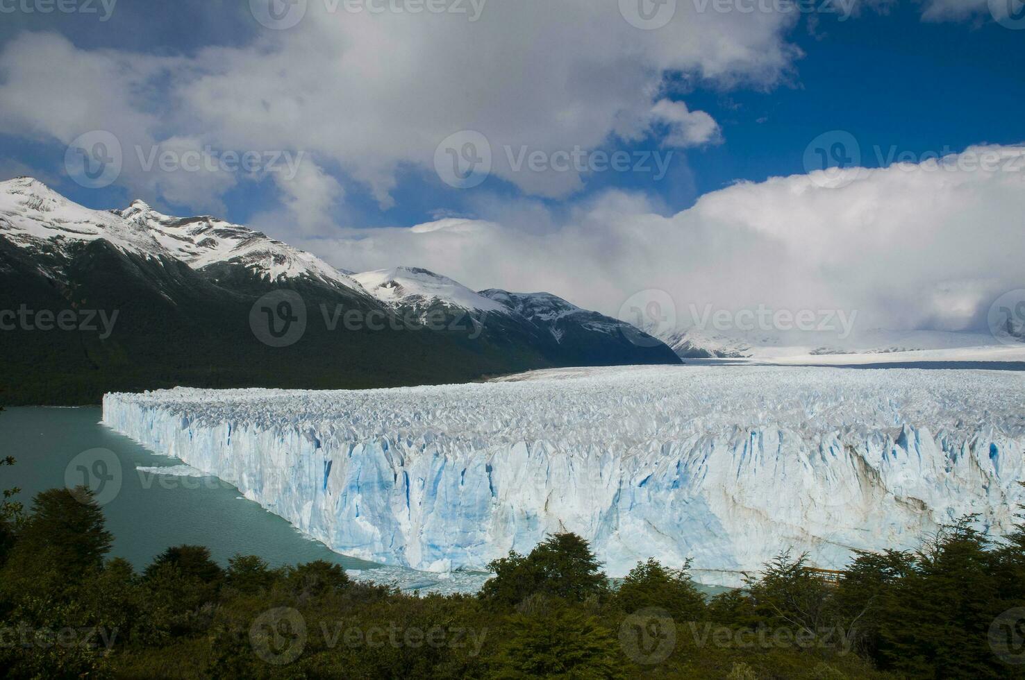 perito moreno glaciär, los glaciärer nationell parkera, santa cruz provins, patagonien argentina. foto