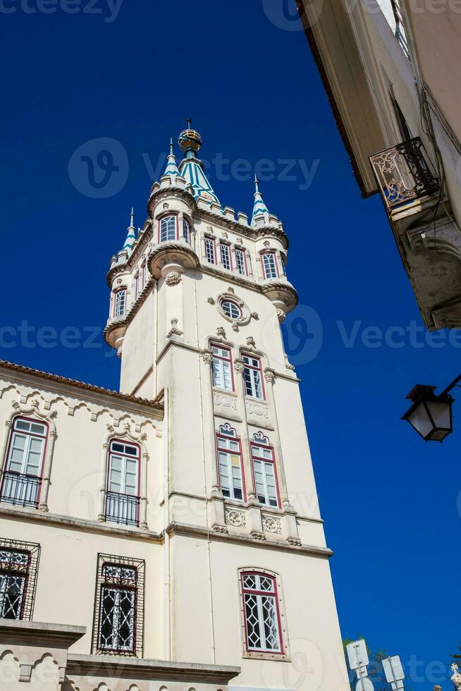 torn av de de kommunal byggnad av sintra, byggd efter 1154 till hus de lokal- administrering foto