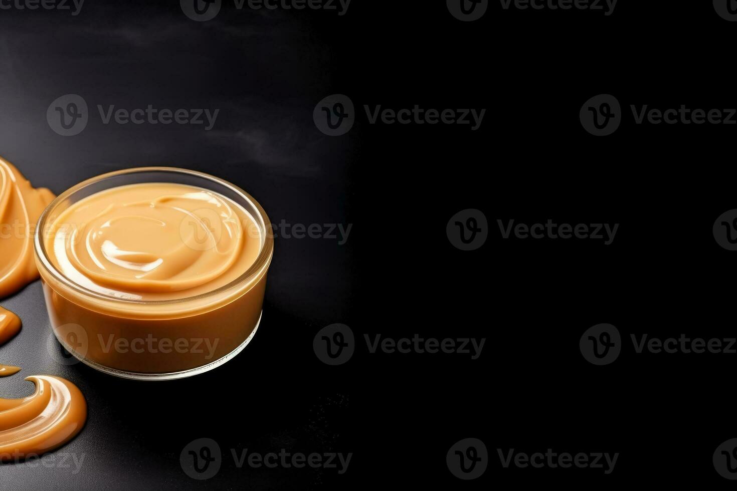 utsökt dulce de leche mörk bakgrund med tömma Plats för text foto