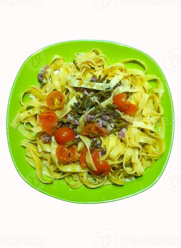 tagliatelle med sparris foto