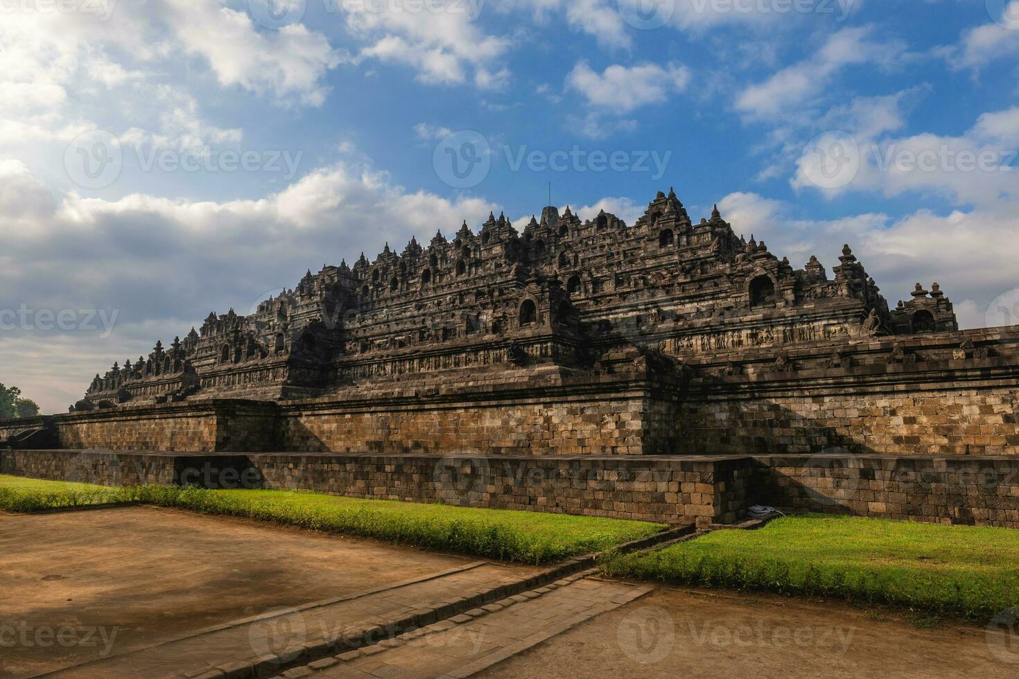 borobudur eller barabudur, en mahayana buddist tempel i magelang regentskap, java, indonesien foto