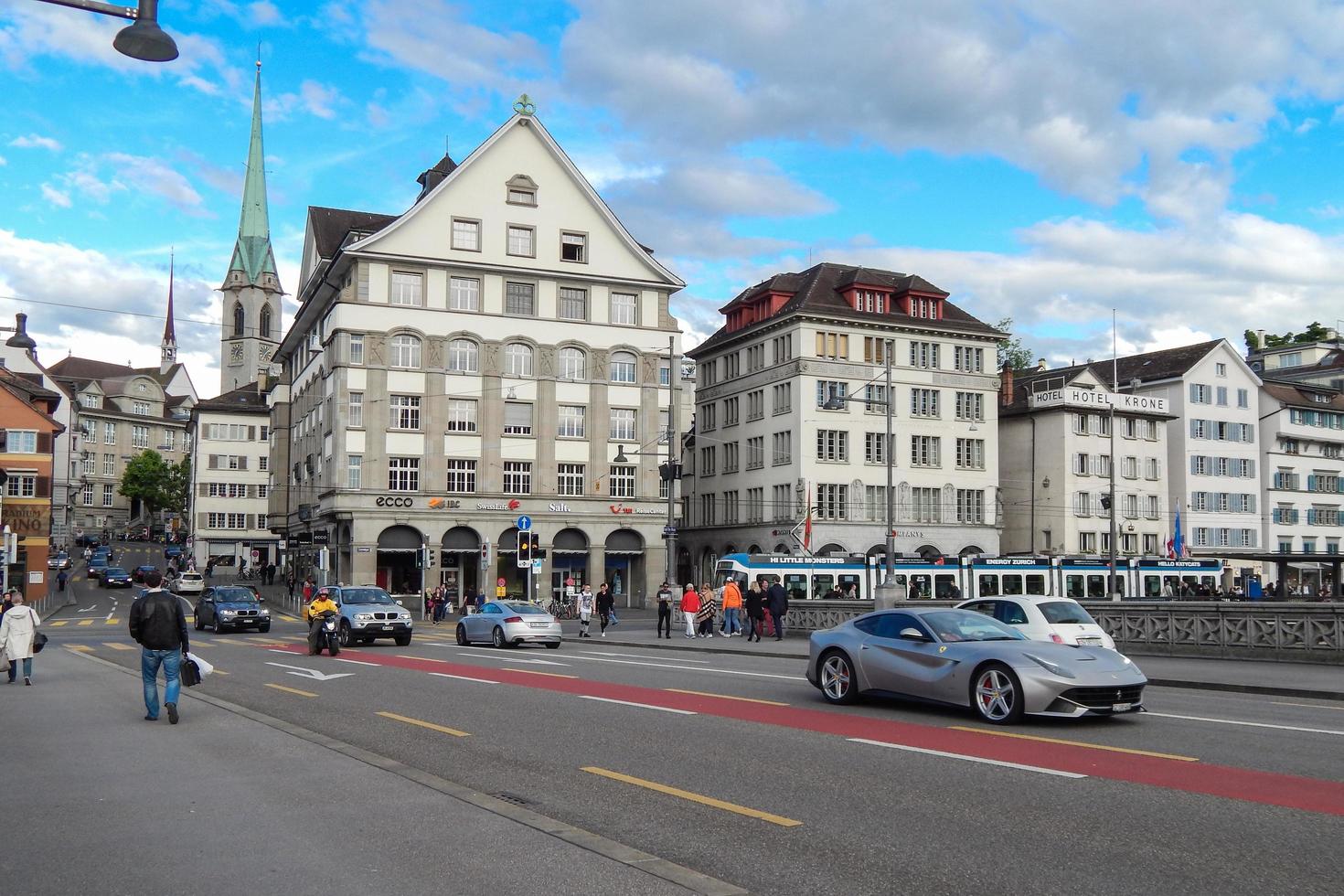 Zürich stadsbild på våren foto