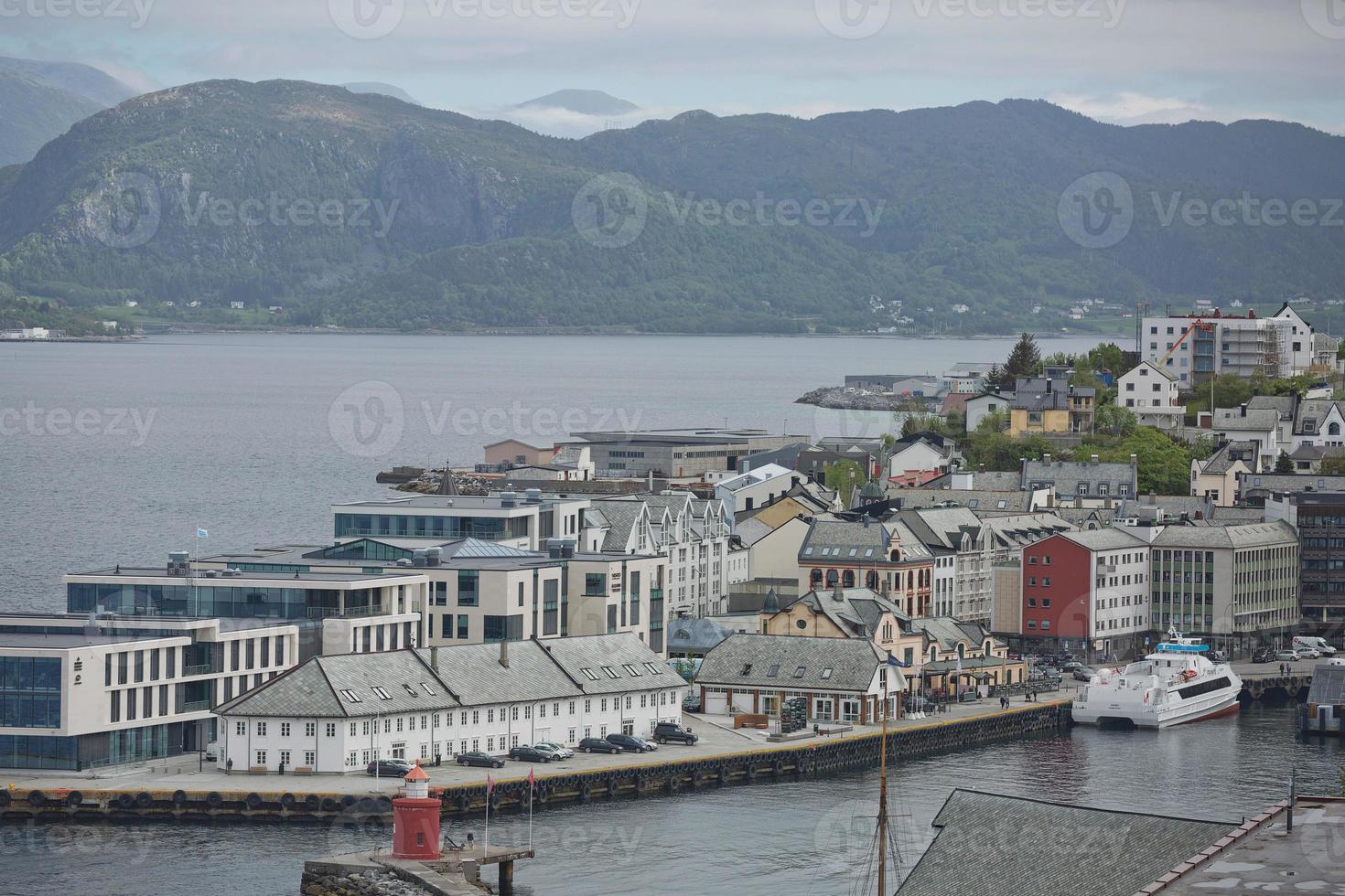 utsikt över Ålesund, Norge foto