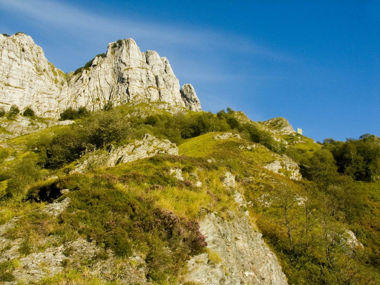 på de vägar av de apuan alps Italien foto