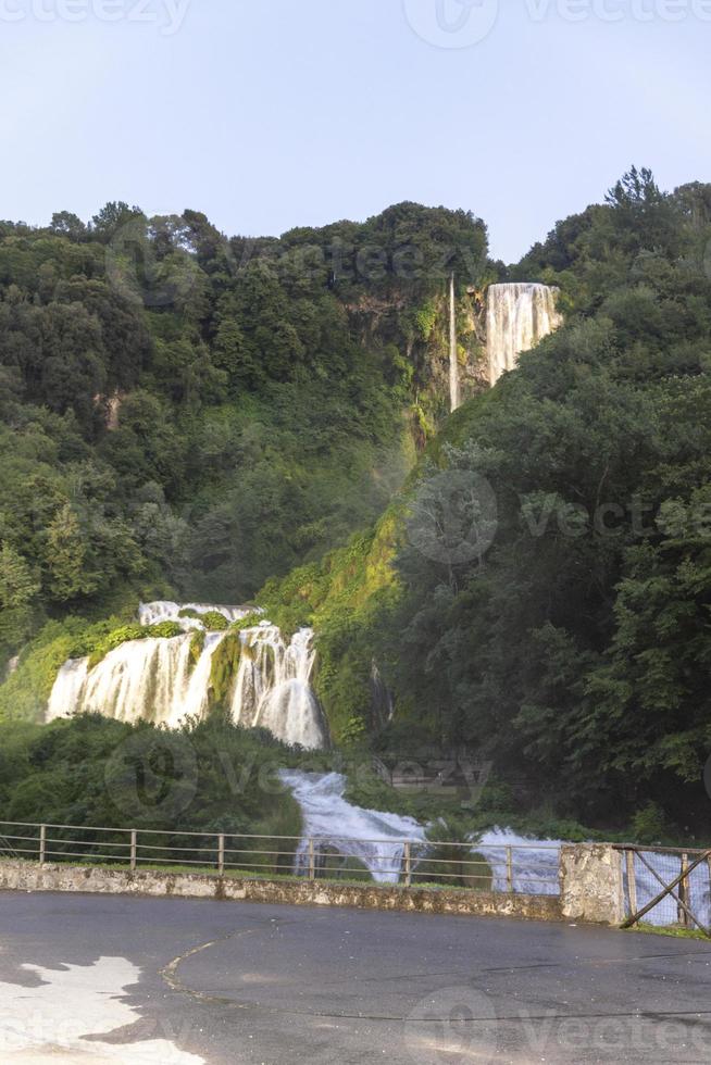 marmore vattenfall det högsta i Europa foto