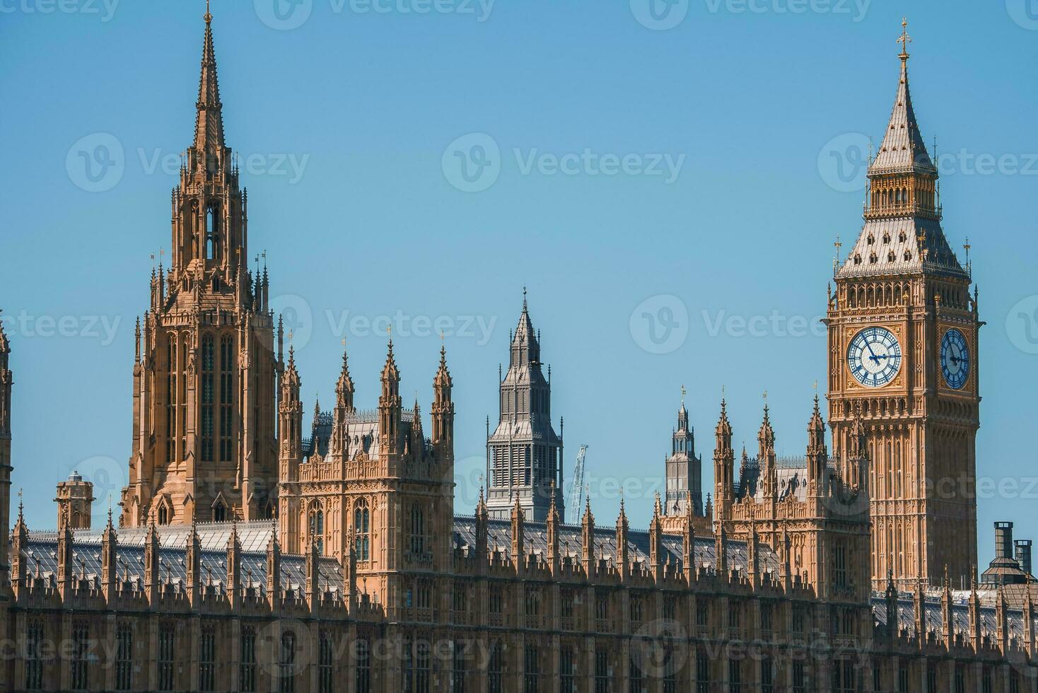 stor ben och westminster bro i London foto