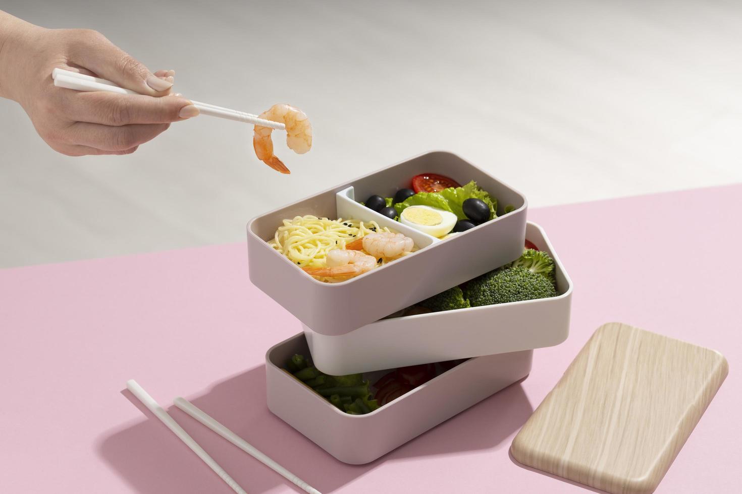 ovanifrån sammansättning mat japansk bento-låda foto