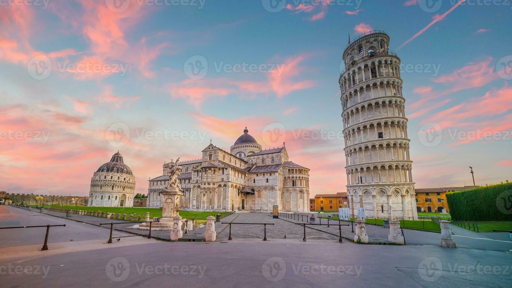 de känd lutande torn i pisa, Italien foto