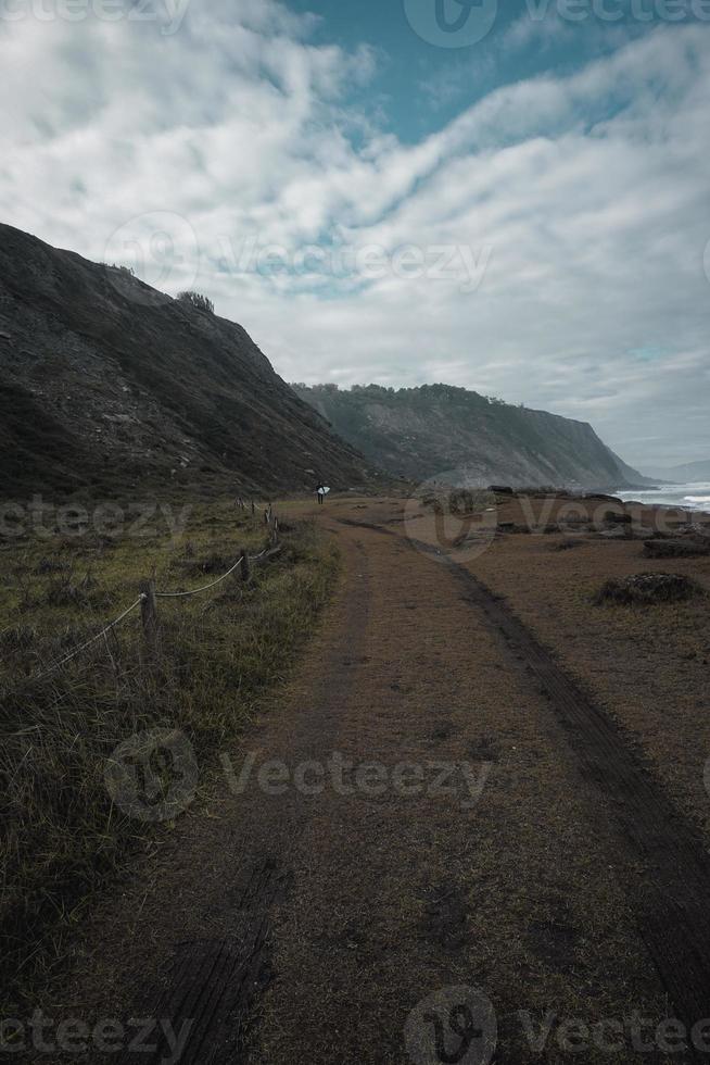 strandlandskap i kusten i bilbao spanien foto