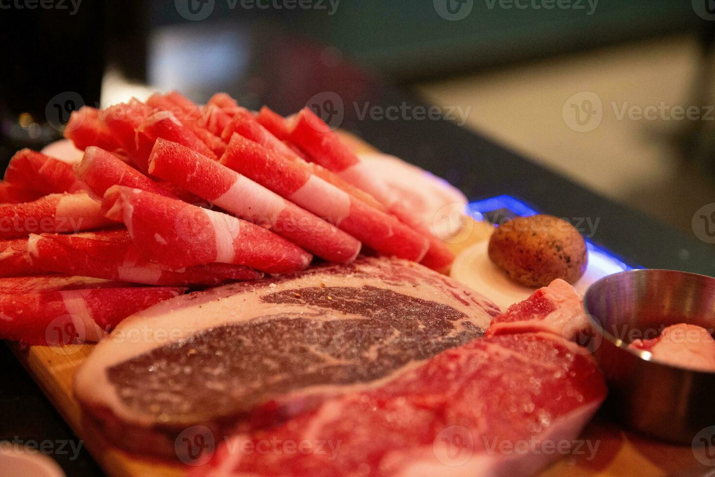 mängd av kött för koreanska bbq foto
