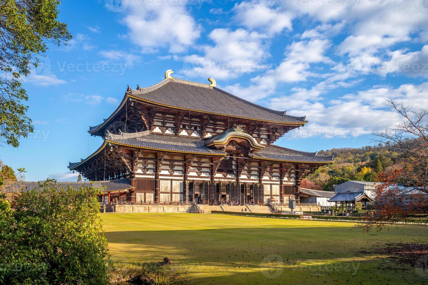 stor buddha hall av todaiji i nara, japan foto