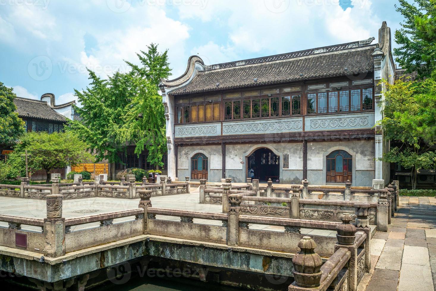 Fasad av Zhaoming Academy i Wuzhen, Zhejiang, Kina foto