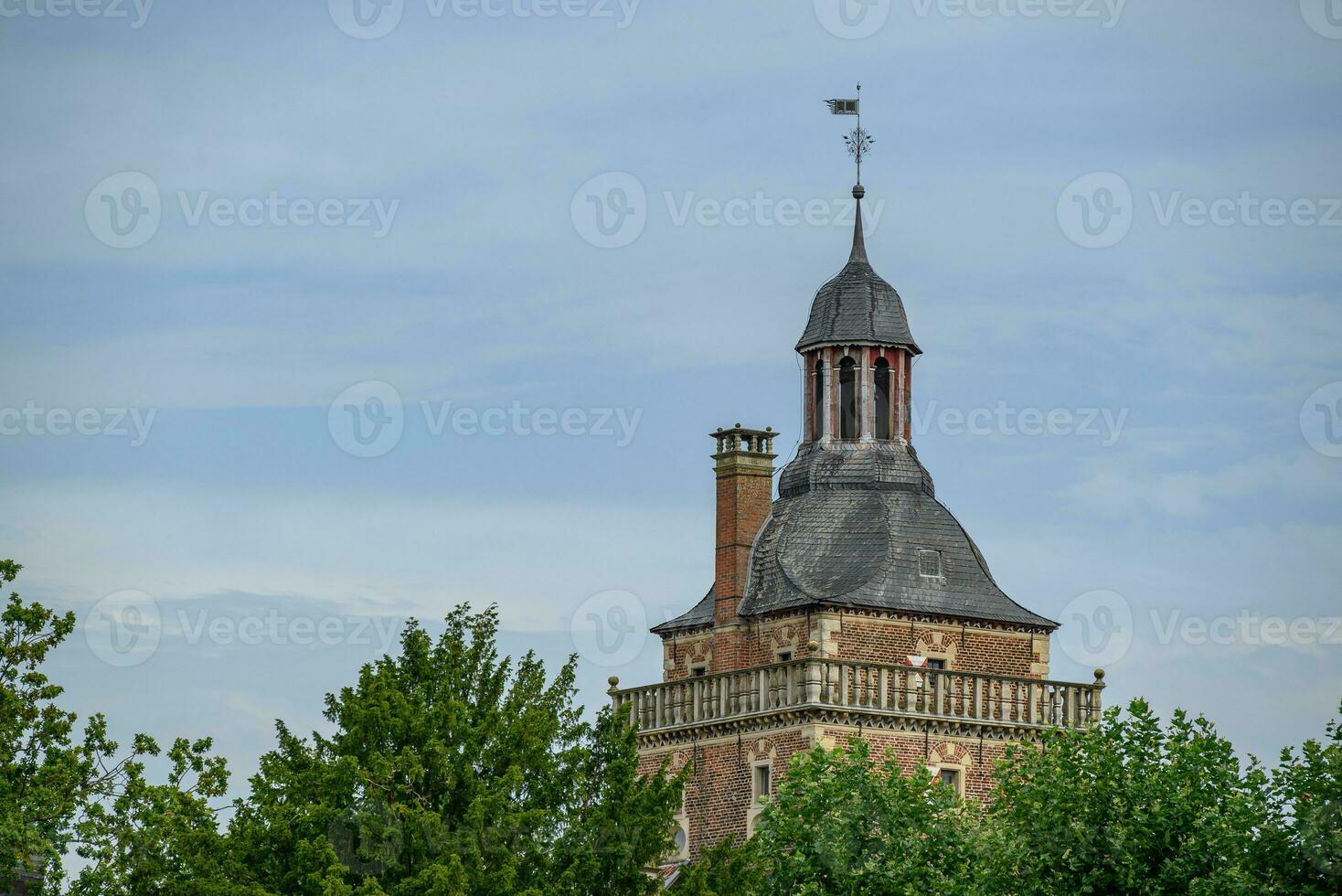 de gammal slott av rasefeld i Tyskland foto