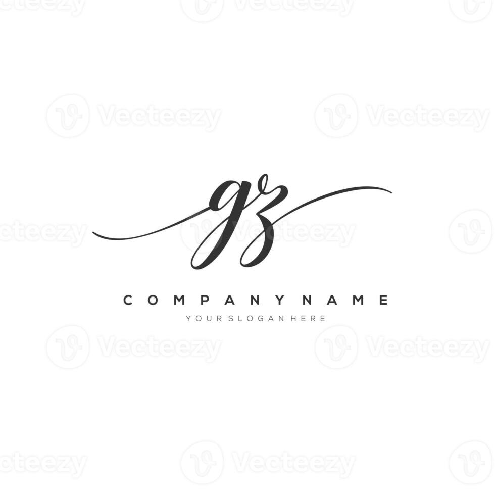 första brev gz logotyp, blomma handstil logotyp design, vektor logotyp för kvinnor skönhet, salong, massage, kosmetisk eller spa varumärke konst. foto