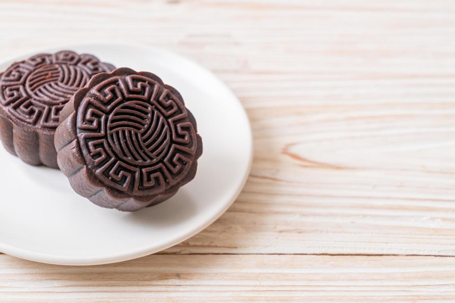 kinesisk månekaka mörk choklad smak för mitten av hösten festival foto