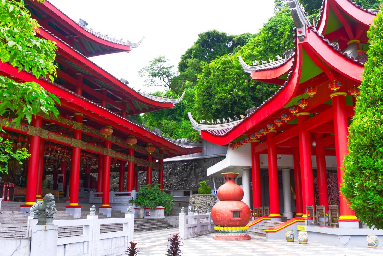 semarang indonesien 21 januari 2021 sampokong även känd som gedung batu tempel är det äldsta kinesiska templet semarang stad centrala java indonesien endast redaktionellt bruk foto