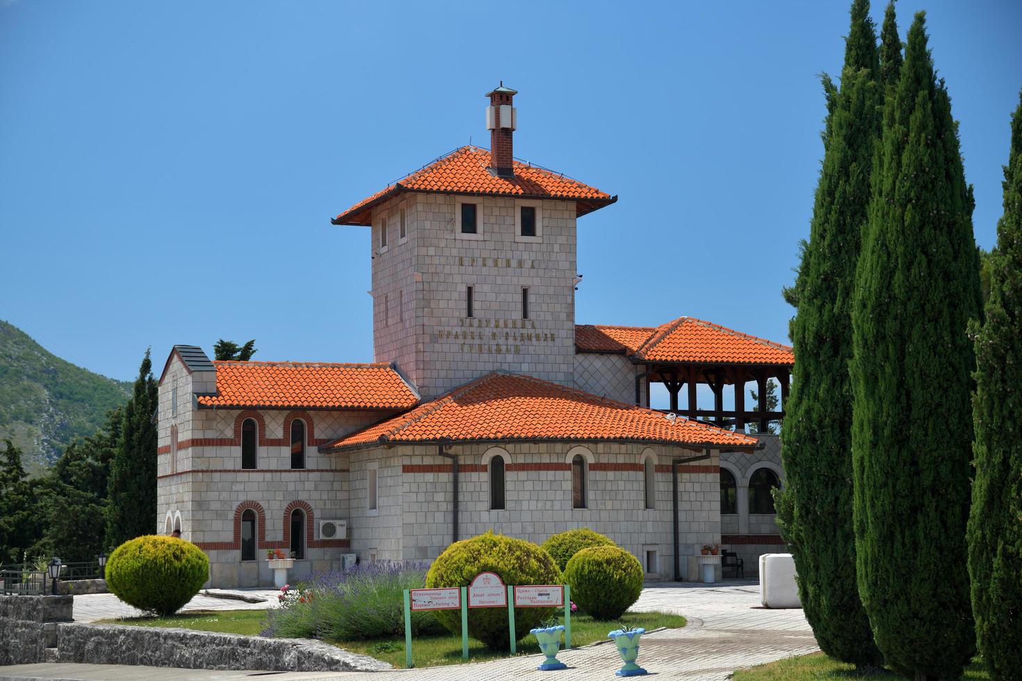 ortodoxa kyrkan hercegovacka gracanica trebinje foto