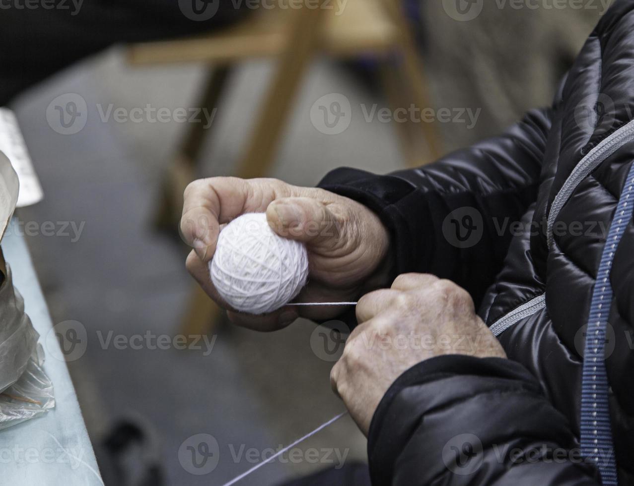 tillverkning av hantverksbollar foto