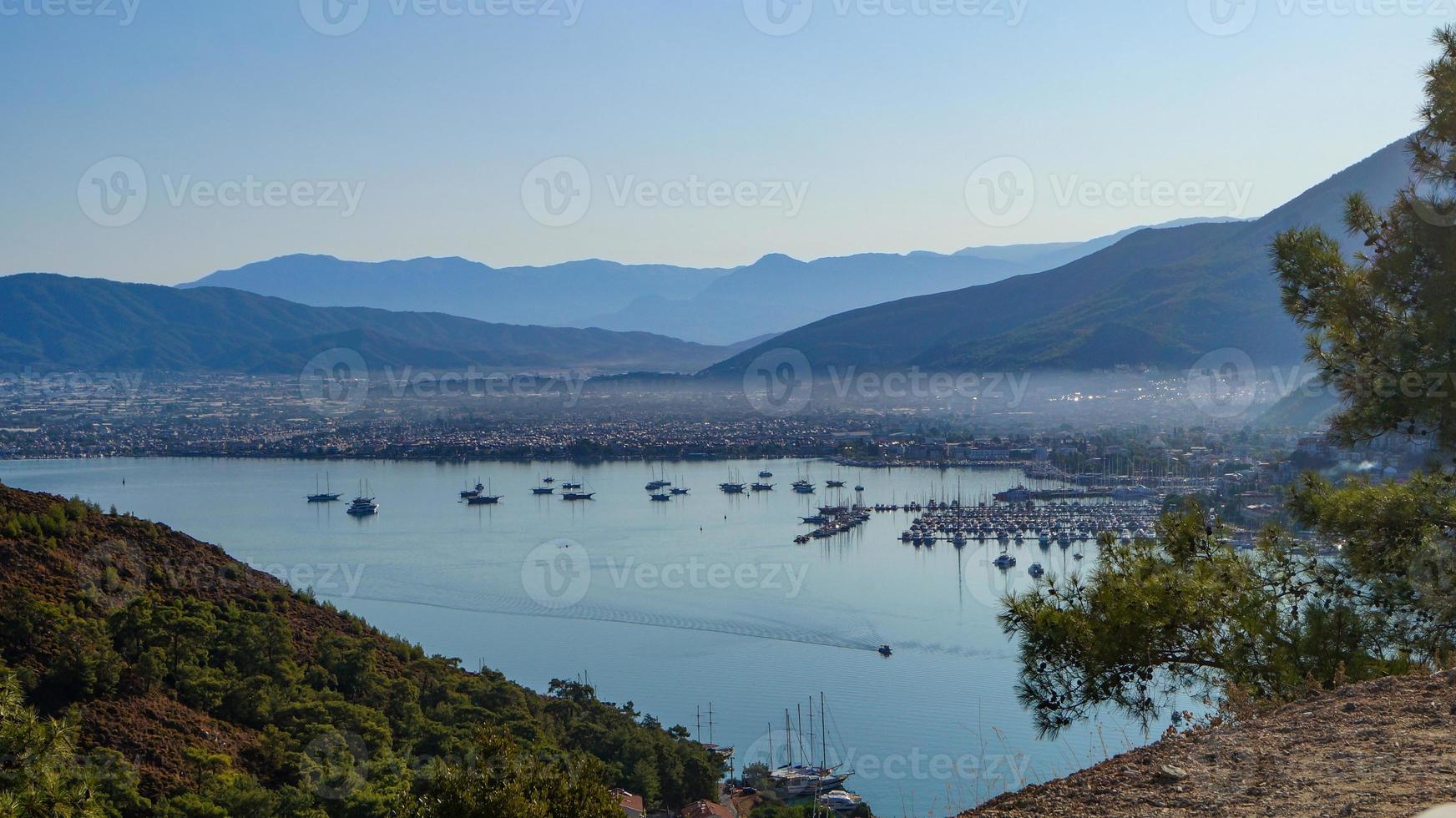 morgon utsikt över fethiye foto