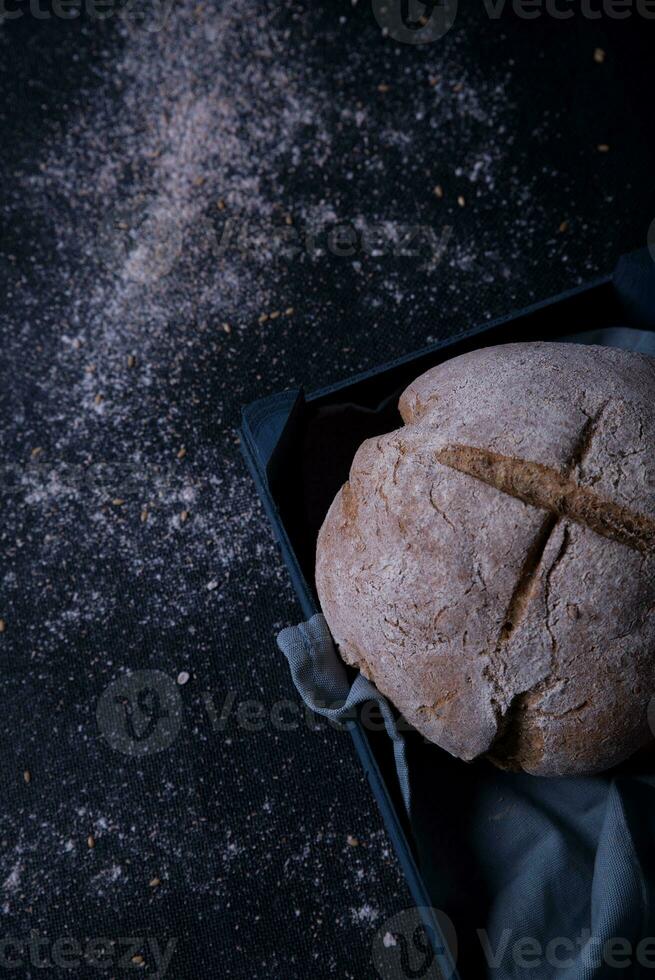 friska och naturlig hemlagad bröd. foto