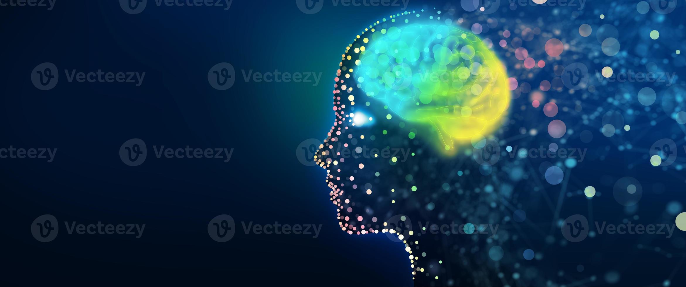 mänskligt huvud med ett lysande hjärnnätverk foto