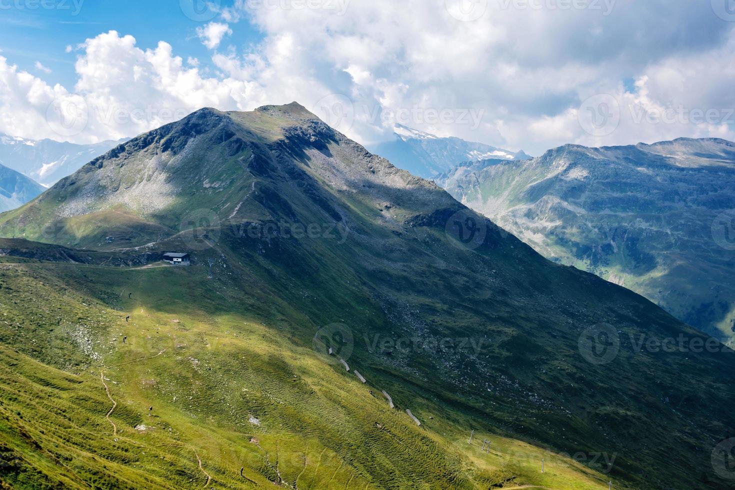 vackert landskap av de österrikiska alperna, Europa. foto