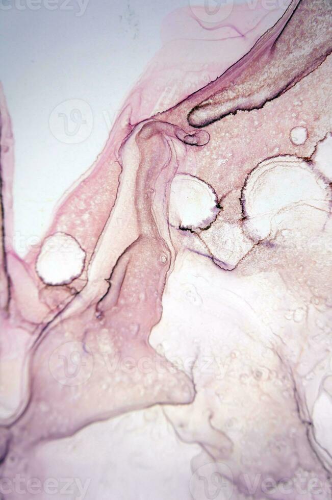 bläck färger är otroligt ljus, lysande, genomskinlig, fritt flödande, och torr snabbt. abstrakt konstverk. trendig tapet. naturlig mönster, lyx. konst för din design projekt. transparent kreativitet. foto